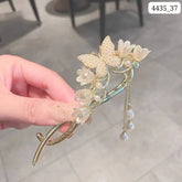Impression Rhinestone Twisted Banana Jaw Clip (Pack of 12)